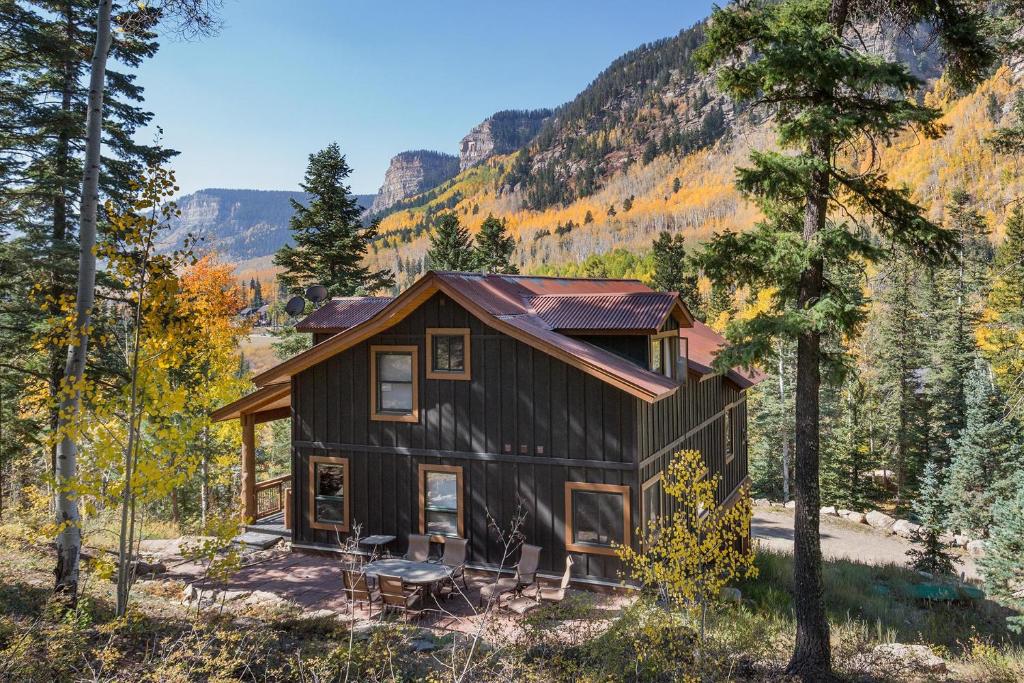 173 Lake Purgatory Drive - image 5