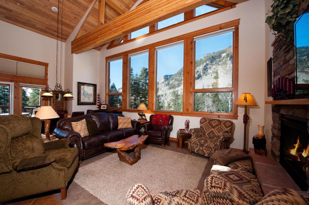173 Lake Purgatory Drive - image 7