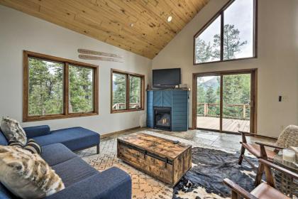 Woodland Cabin Less Than 2 Mi to Purgatory Skiing! - image 2