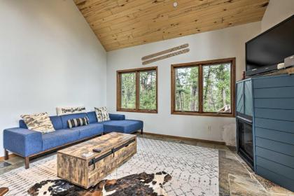 Woodland Cabin Less Than 2 Mi to Purgatory Skiing! - image 4