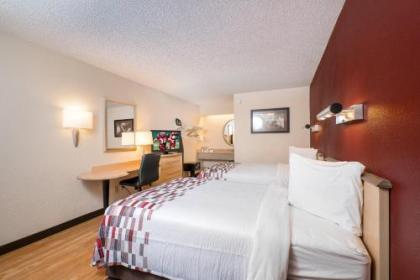 Red Roof Inn Chapel Hill - UNC - image 4
