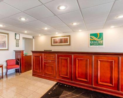 Quality Inn Dyersburg I-155 - image 2