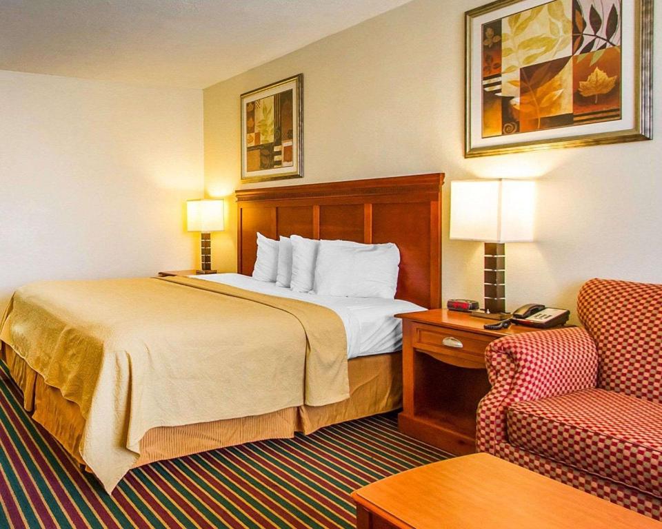 Quality Inn Dyersburg I-155 - image 5