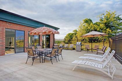 Holiday Inn Express & Suites Dyersburg an IHG Hotel - image 14