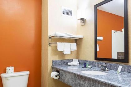 Sleep Inn & Suites Dyersburg I-155 - image 14