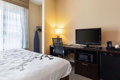Sleep Inn & Suites Dyersburg I-155 - image 5