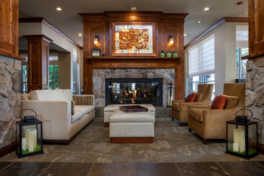Hilton Garden Inn Boise / Eagle - image 3
