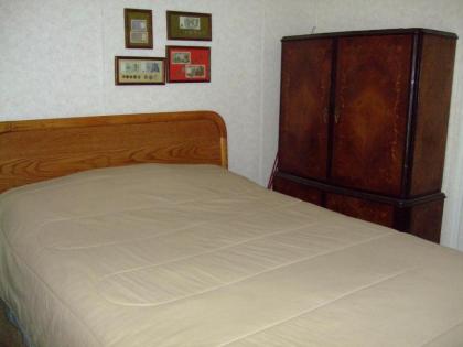 Rainbow House - image 13