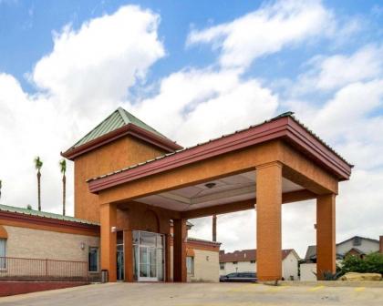 Econo Lodge Inn  Suites Eagle Pass Texas