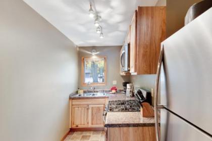 Chanticleer Inn: Villa 7 - image 4