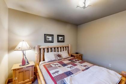 Pinewood Lodge - image 18