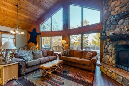 Pinewood Lodge - image 4