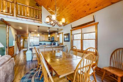 Pinewood Lodge - image 6