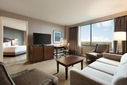 Hilton East Brunswick - image 21