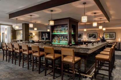 LaGuardia Plaza Hotel - image 15