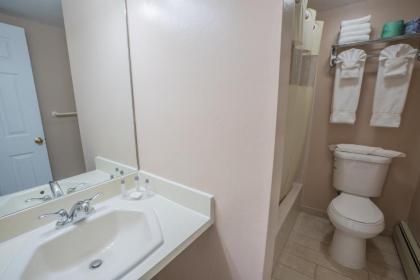 The Admiralty Inn & Suites - image 17
