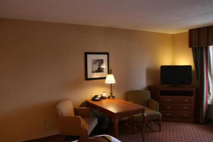 Hampton Inn & Suites East Hartford - image 15