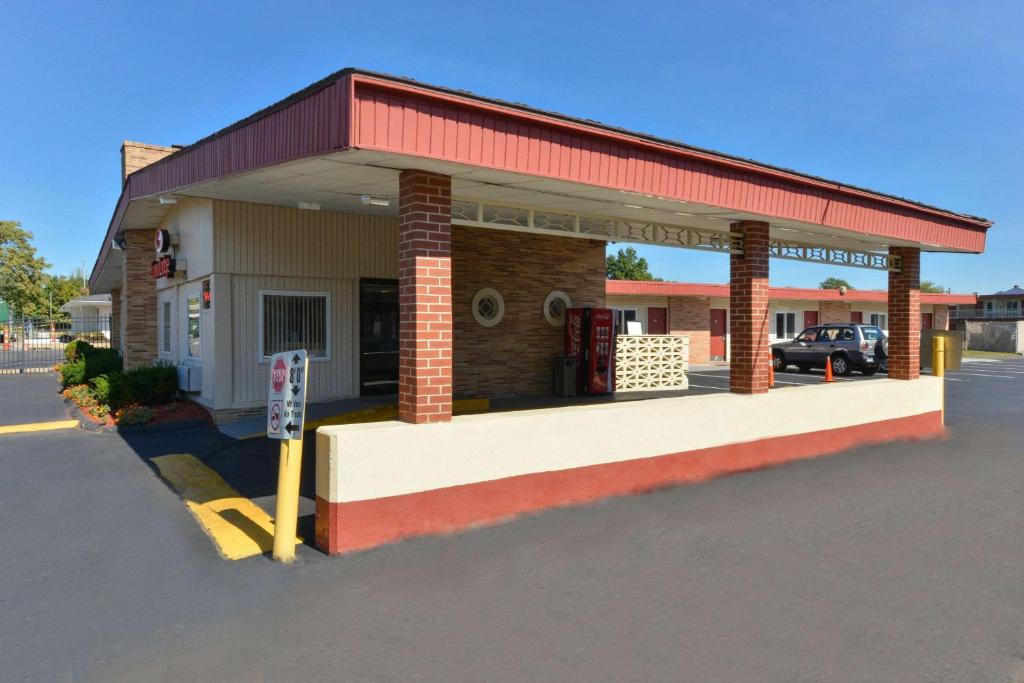 Econo Lodge East Hartford - Hartford - main image