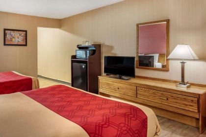 Econo Lodge East Hartford - Hartford - image 14