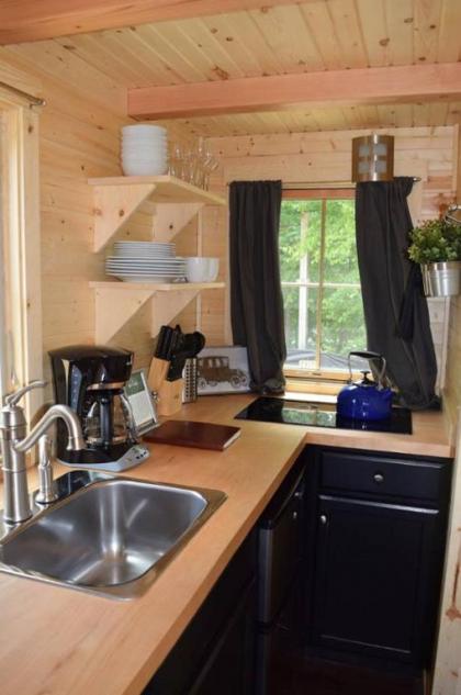 Tuxbury Pond Camping Resort Tiny House Henry - image 7