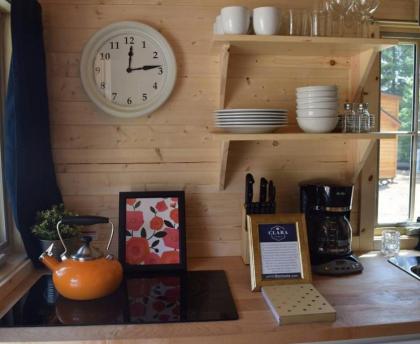 Tuxbury Pond Camping Resort Tiny House Clara - image 13