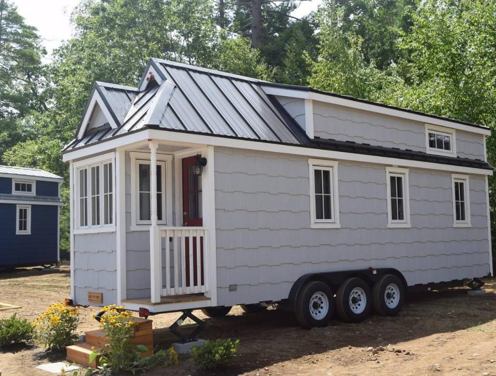 Tuxbury Pond Camping Resort Tiny House Riley - main image