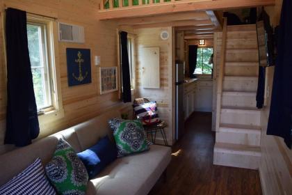 Tuxbury Pond Camping Resort Tiny House Murphy - image 4