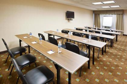 Holiday Inn Express Hotel & Suites East Lansing an IHG Hotel - image 10