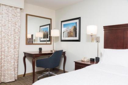 Hampton Inn East Lansing - image 10