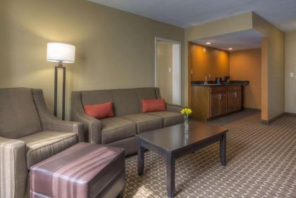 Quality Inn & Suites Chattanooga - image 3