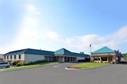 Best Western Plus Arbour Inn and Suites - image 5