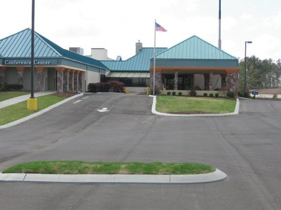 Best Western Plus Arbour Inn and Suites - image 6
