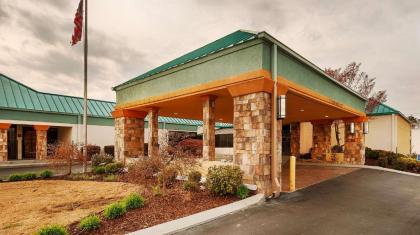 Best Western Plus Arbour Inn and Suites - image 7