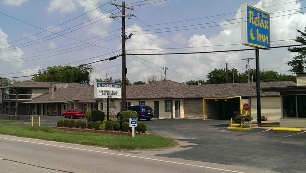 Royal Relax Inn - image 4