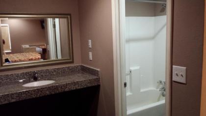 Royal Relax Inn - image 8