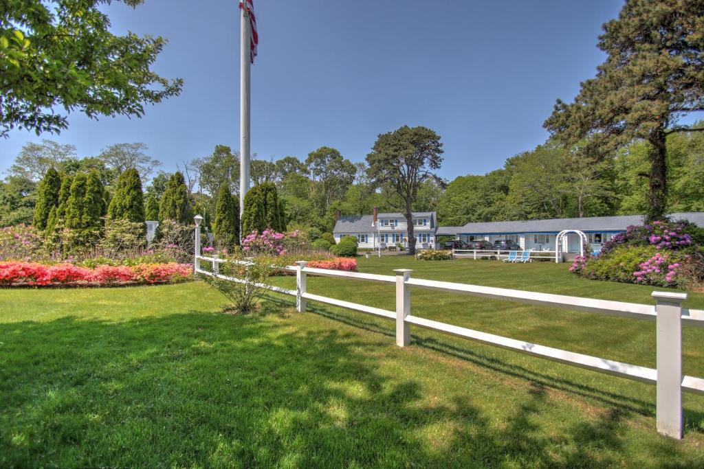 Sandy Neck Motel - image 7