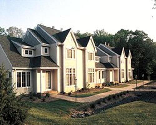 Vacation Resort Villas in the Beautiful Pocono Mountains - main image