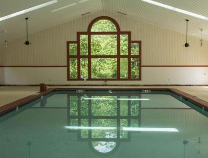 Vacation Resort Villas in the Beautiful Pocono Mountains - image 12