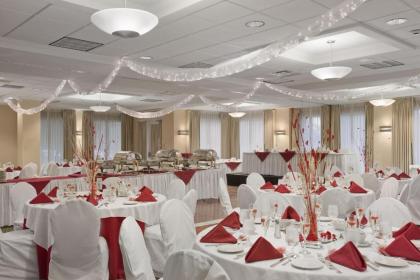 Hilton Garden Inn Syracuse - image 16