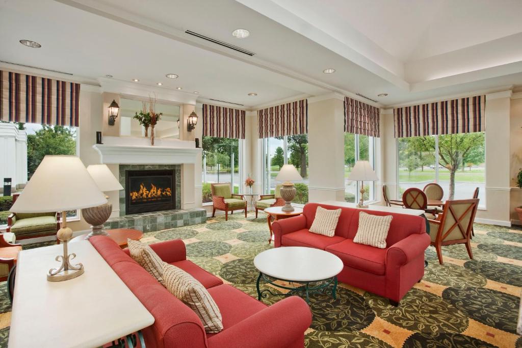 Hilton Garden Inn Syracuse - image 6