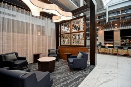 Embassy Suites Syracuse - image 9