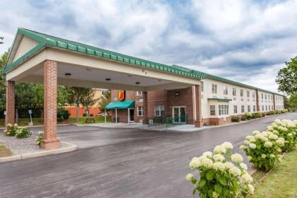 Executive East Syracuse Hotel New York