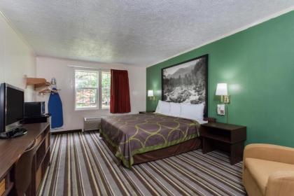 Executive East Syracuse Hotel - image 5