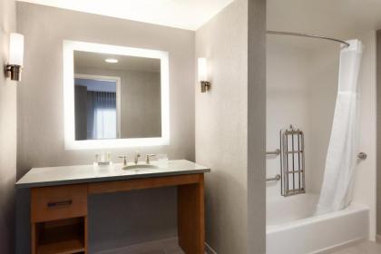 Homewood Suites by Hilton Syracuse - Carrier Circle - image 12