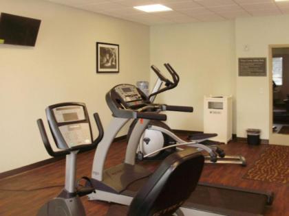 Sleep Inn & Suites East Syracuse - image 3