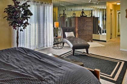 East Tawas Apartment Near Lake Huron and Downtown! - image 11