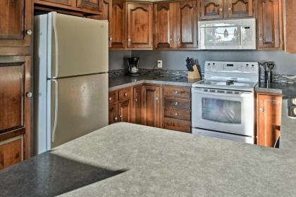 East Tawas Apartment Near Lake Huron and Downtown! - image 15