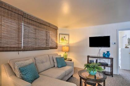 Hip Downtown Cottage   Walk to Beach Pier Dining East tawas 