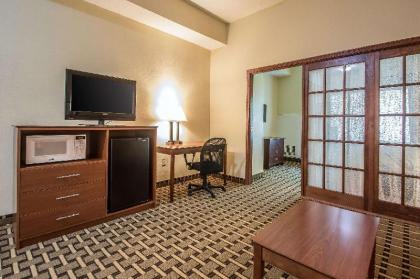 Quality Inn & Suites East Troy - image 5
