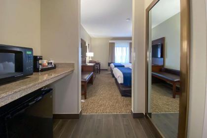 Comfort Inn East Windsor - Springfield - image 8
